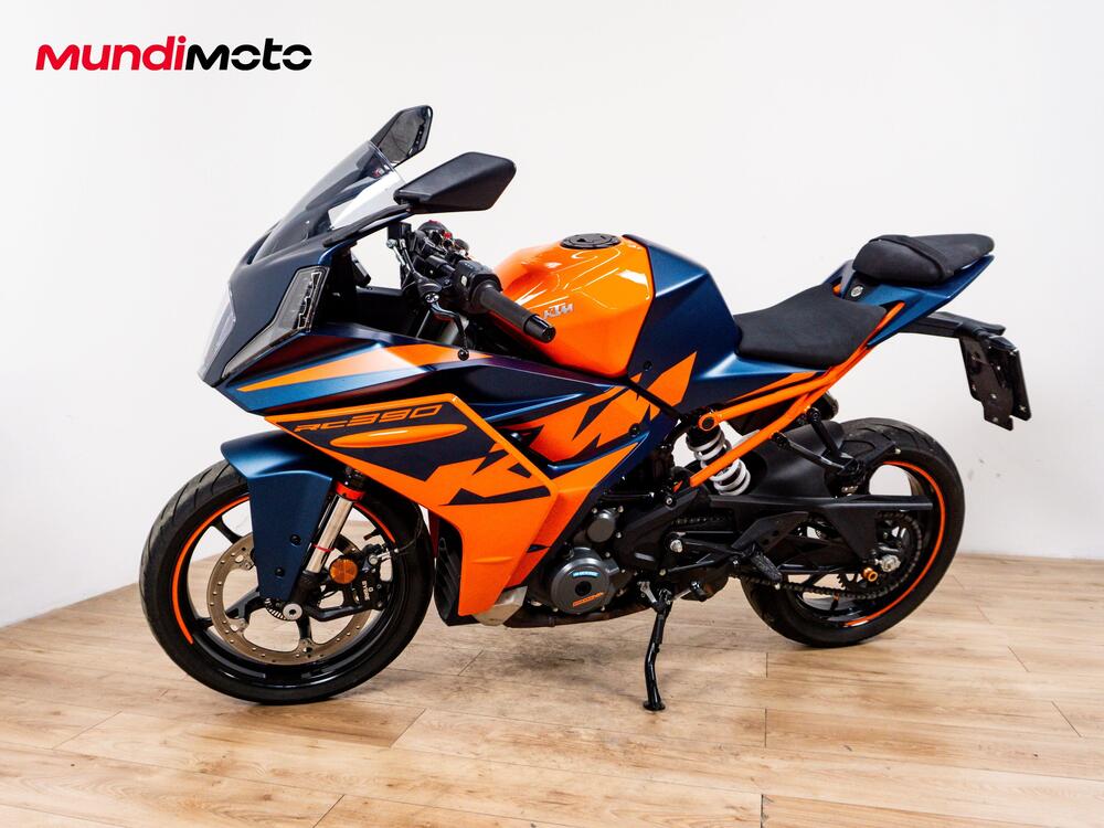 KTM RC 390 (2022 - 26) (8)