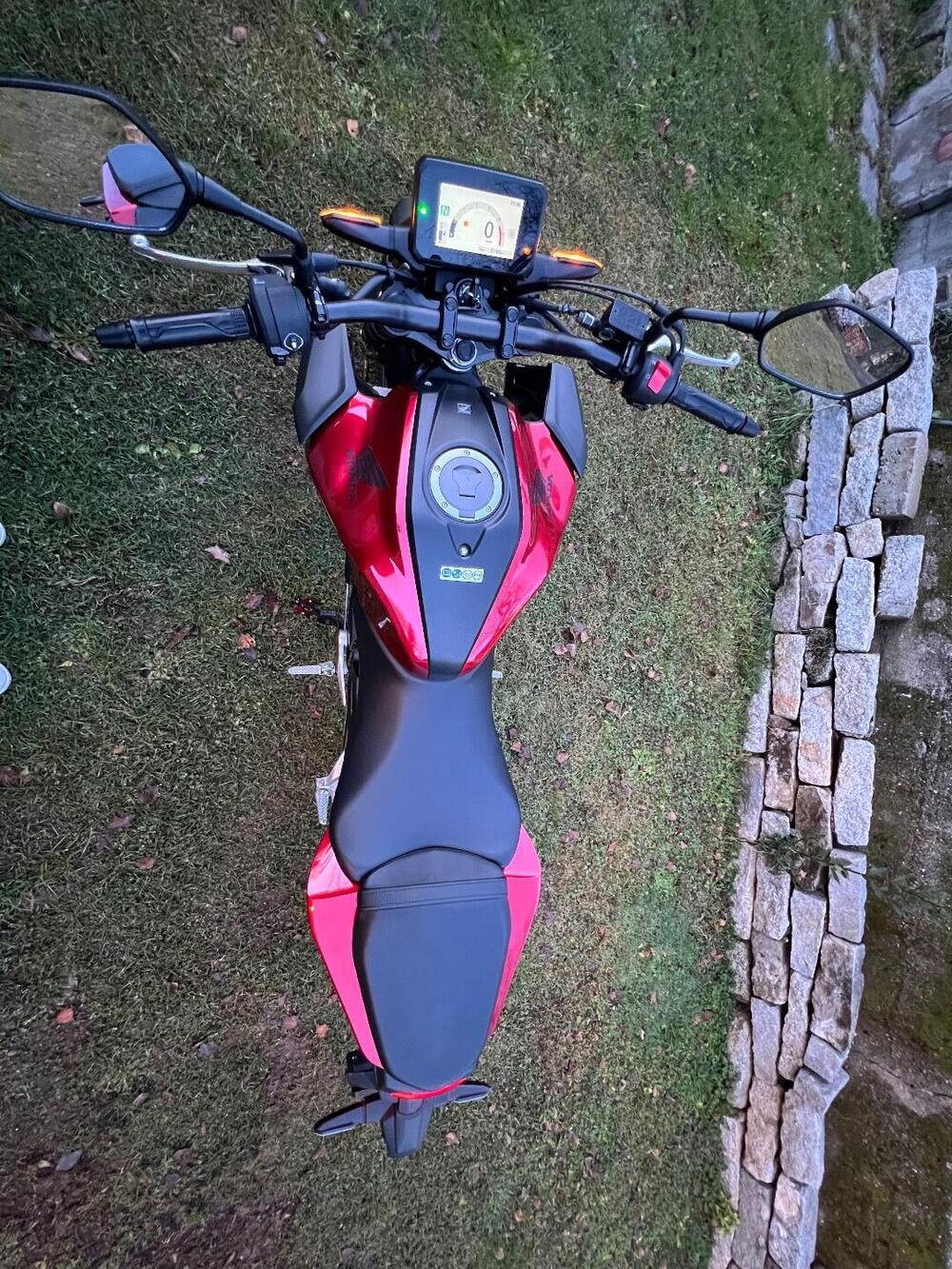 Honda CB 125 R (2024 - 25) (3)