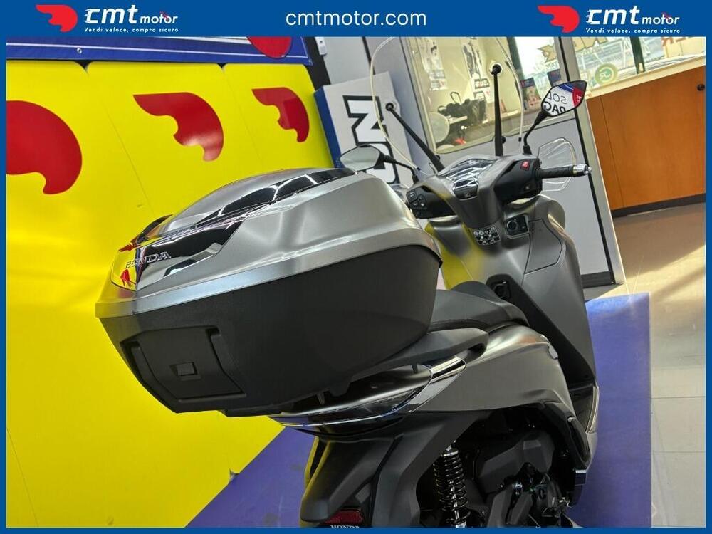 Honda SH 350 (2021 - 24) (13)