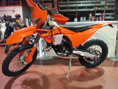 KTM 125 XC-W (2026) nuova