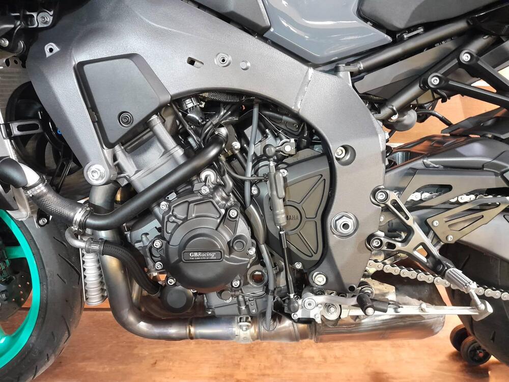 Yamaha MT-10 (2022 - 25) (13)