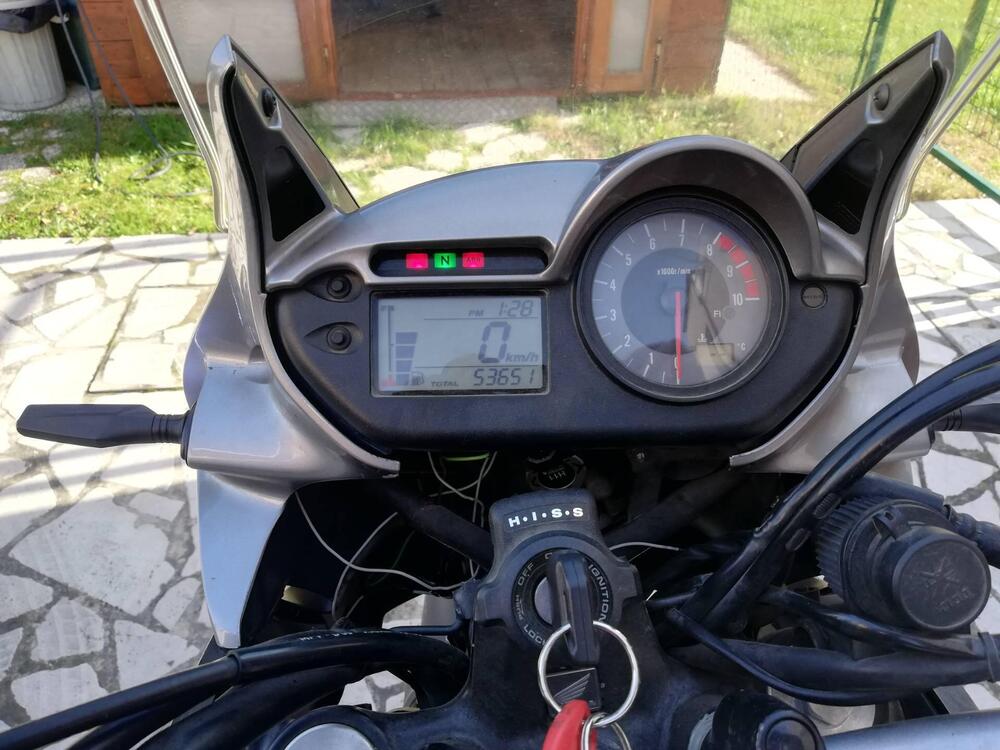 Honda Transalp XL 700 V ABS (2007 - 2013) (8)
