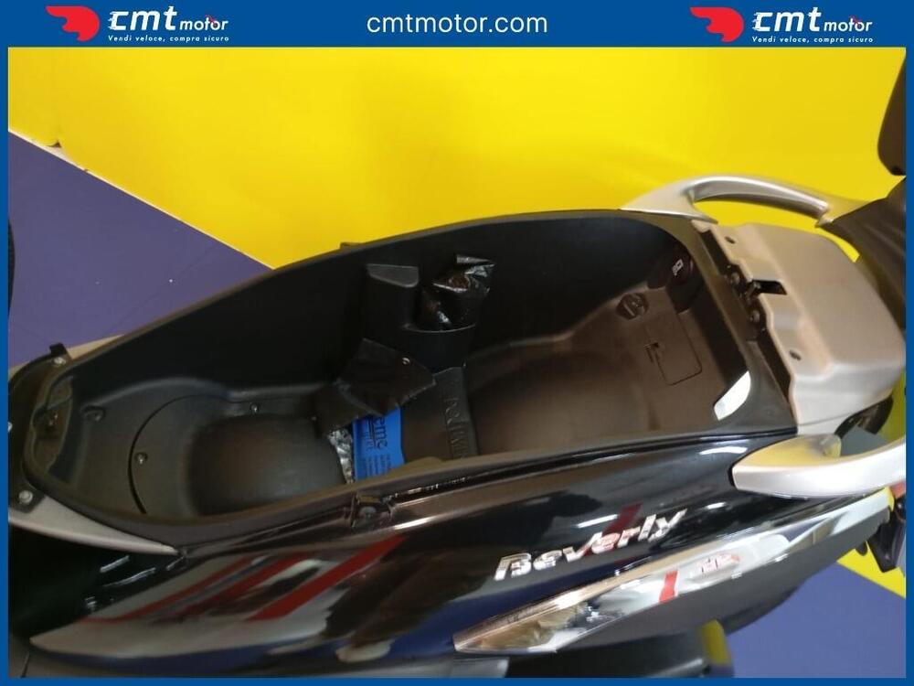 Piaggio Beverly 250 (2004 - 05) (6)