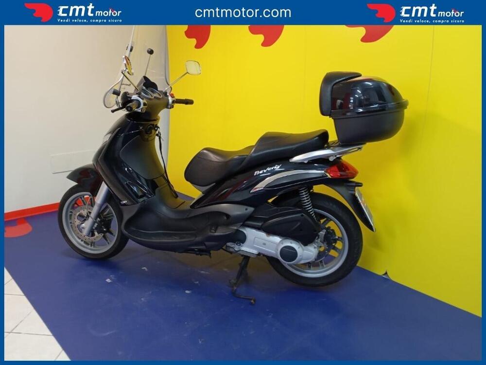 Piaggio Beverly 250 (2004 - 05) (10)