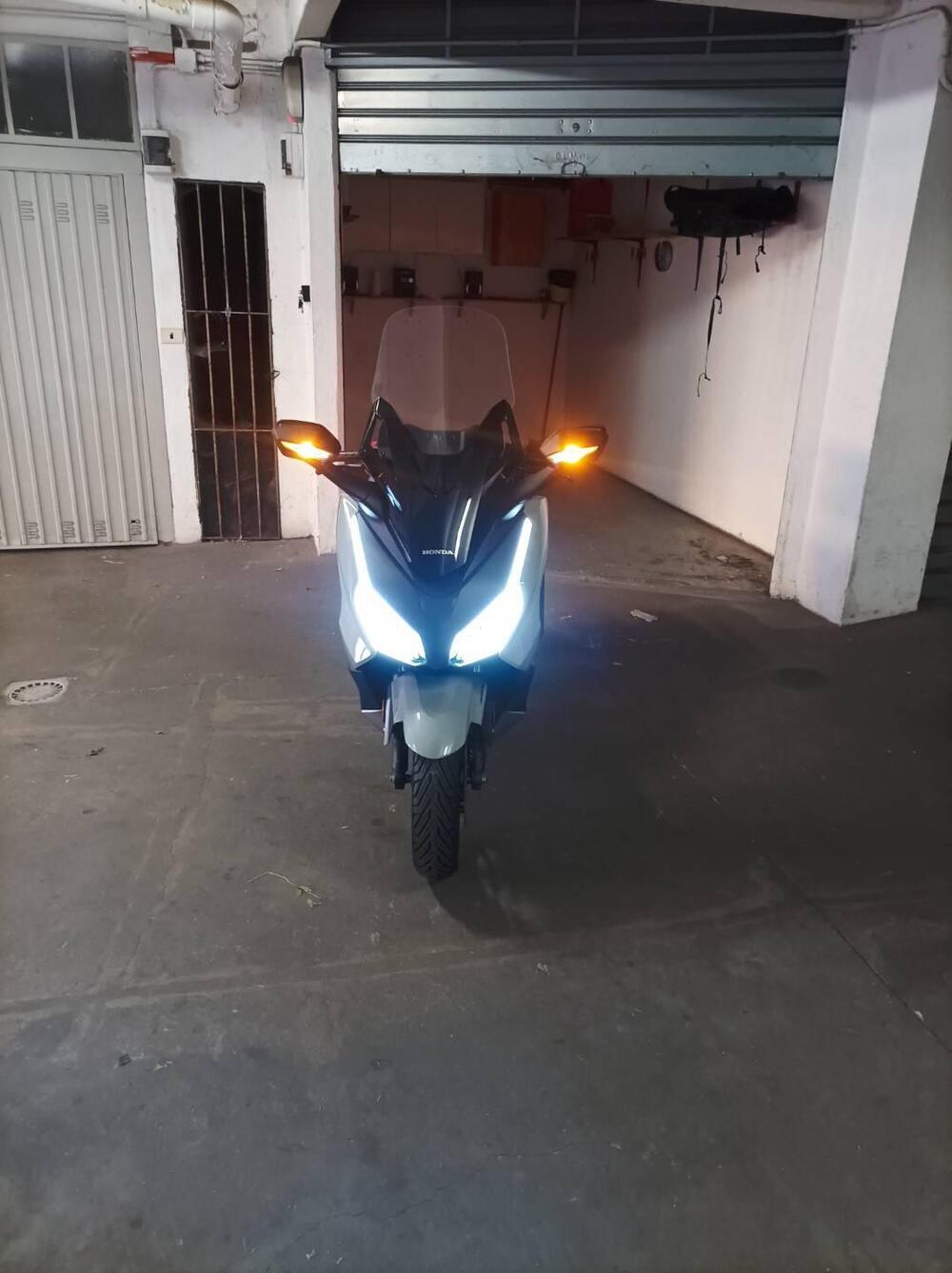 Honda Forza 350 (2022 - 24) (2)