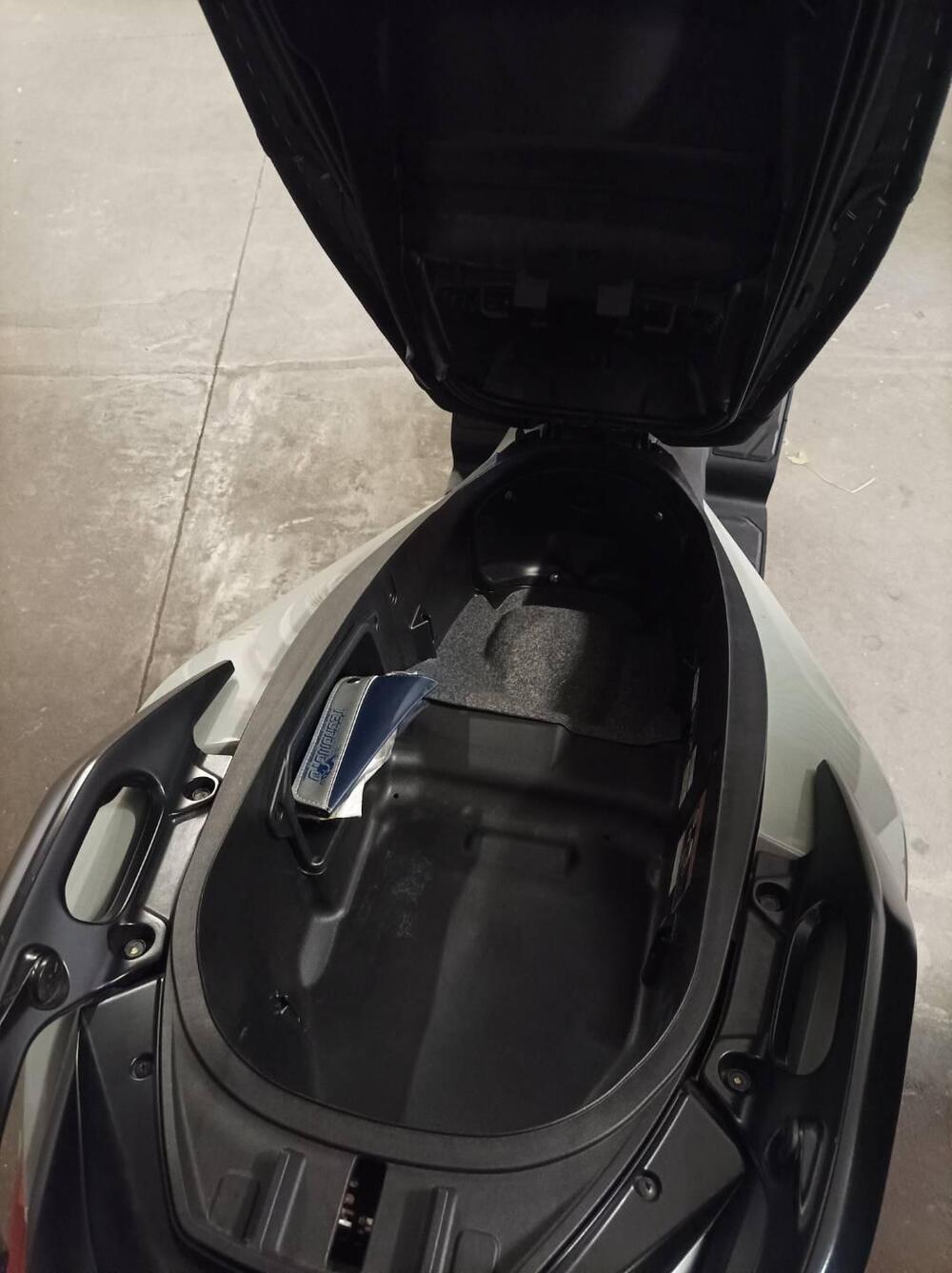 Honda Forza 350 (2022 - 24) (7)