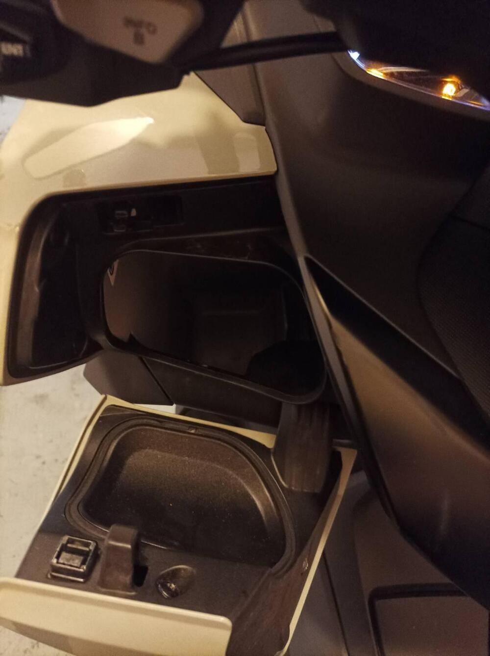 Honda Forza 350 (2022 - 24) (9)