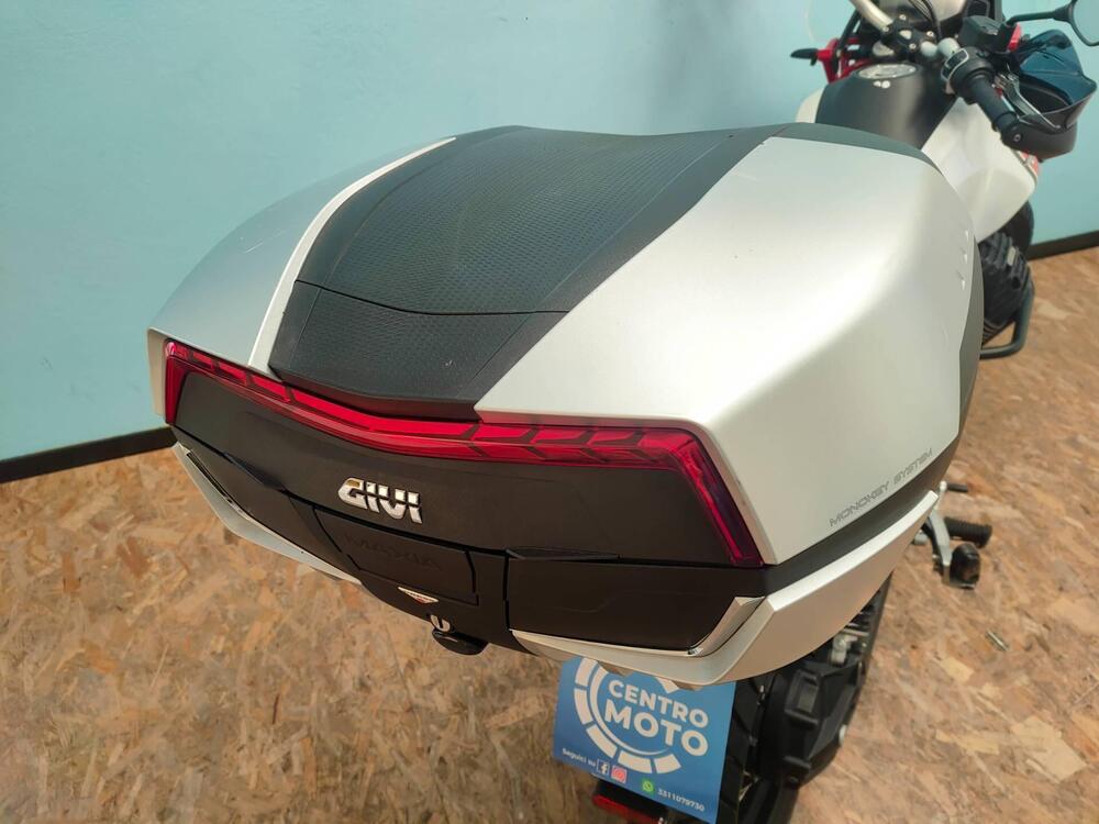 Moto Guzzi V85 TT (2019 - 20) (13)