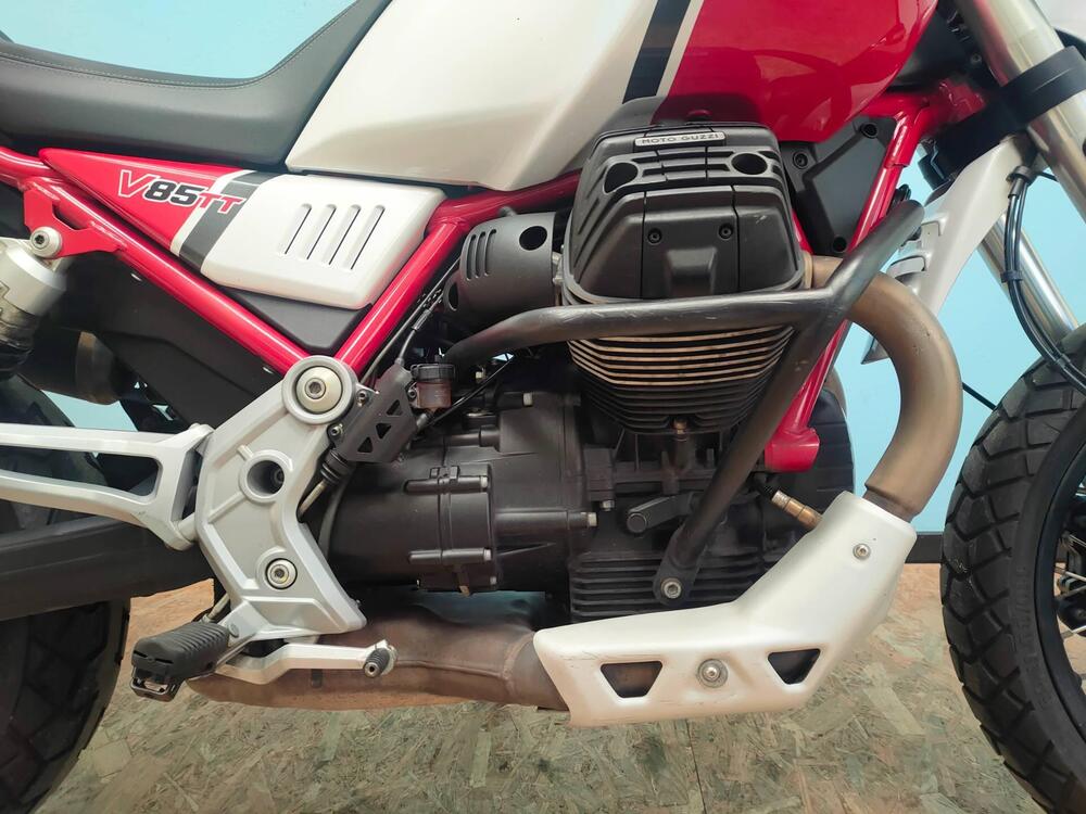 Moto Guzzi V85 TT (2019 - 20) (14)