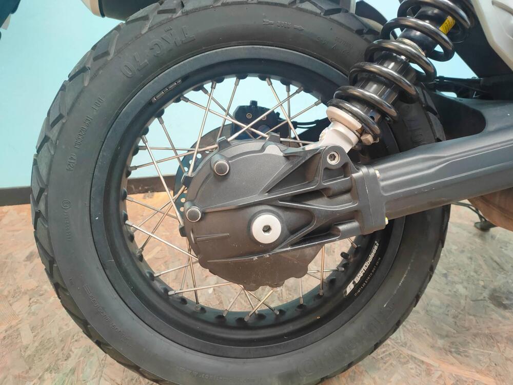 Moto Guzzi V85 TT (2019 - 20) (15)