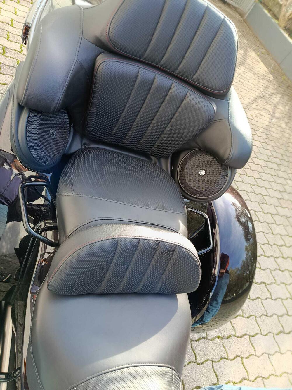 Harley-Davidson 117 CVO Tri Glide (2022) - FLHTCUTGSE_AF (10)