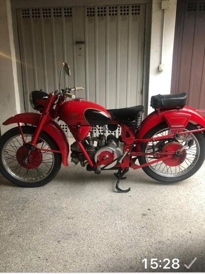 Moto Guzzi airone d&#039;epoca
