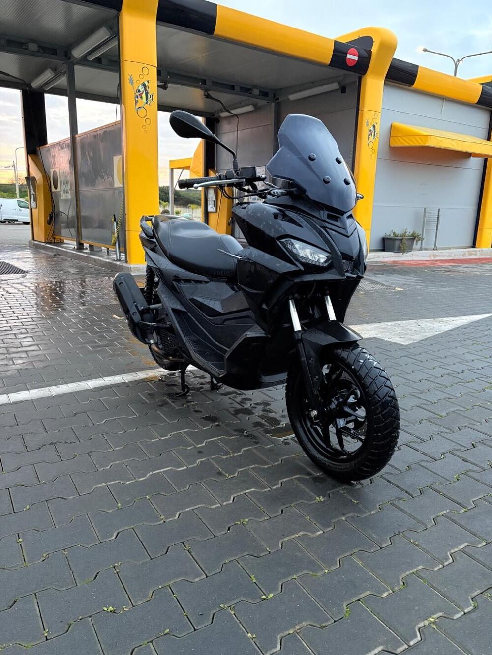 Aprilia SR GT 125 (2022 - 24)