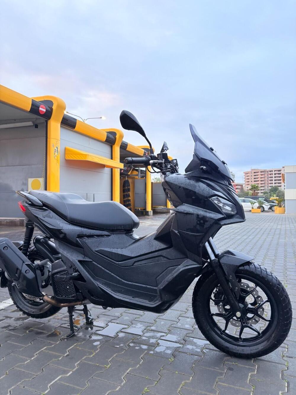 Aprilia SR GT 125 (2022 - 24) (2)