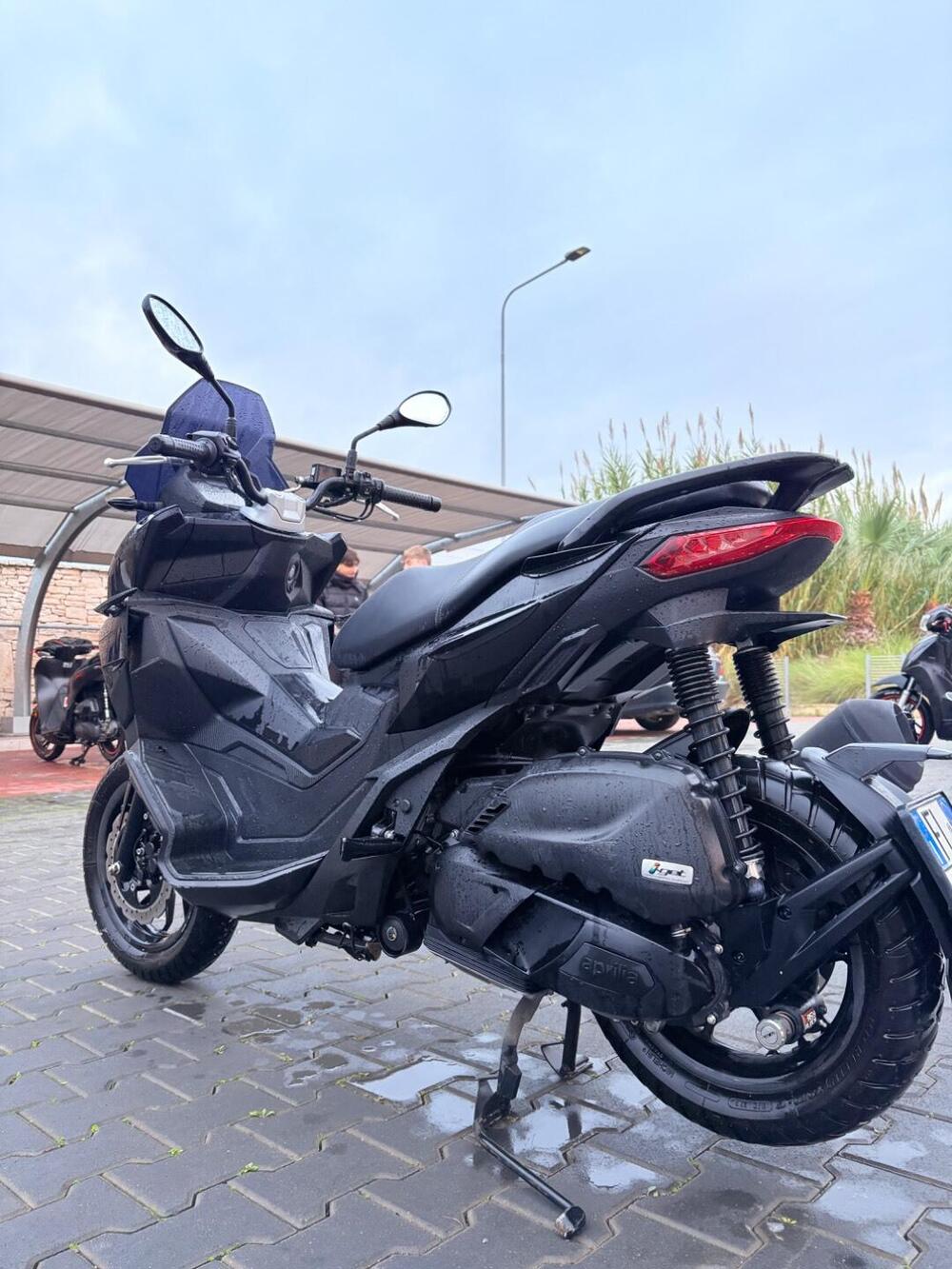 Aprilia SR GT 125 (2022 - 24) (4)