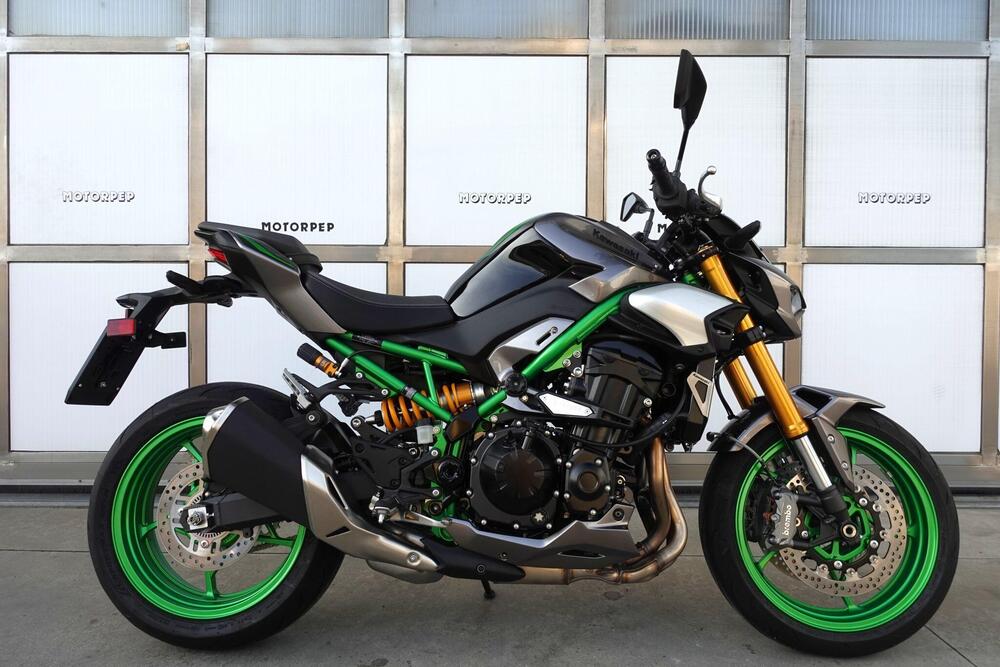 Kawasaki Z 900 SE (2025 - 26) (2)