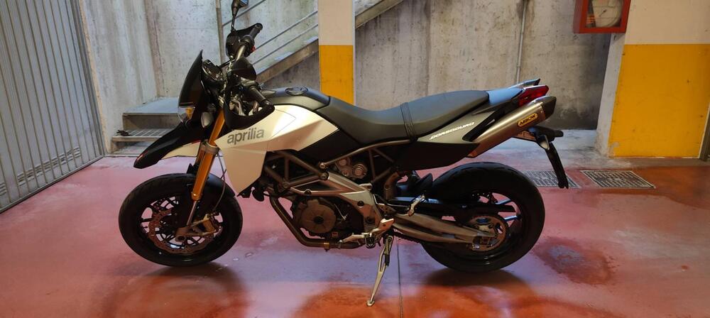 Aprilia Dorsoduro 750 (2009 - 14) (5)
