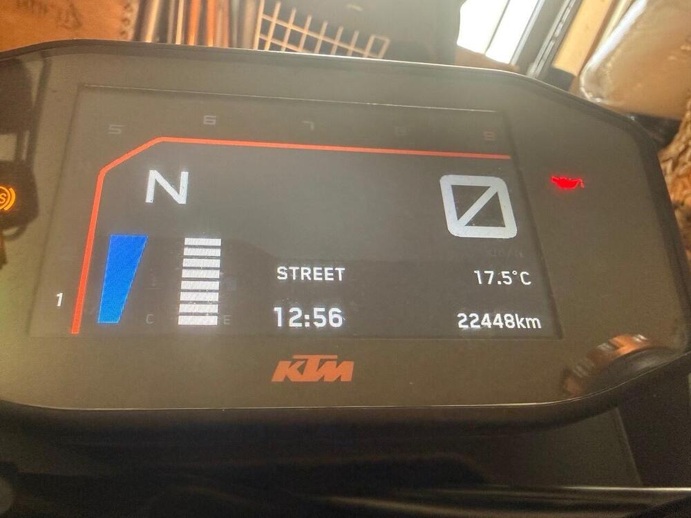 KTM 690 Duke R (2016 -17) (5)