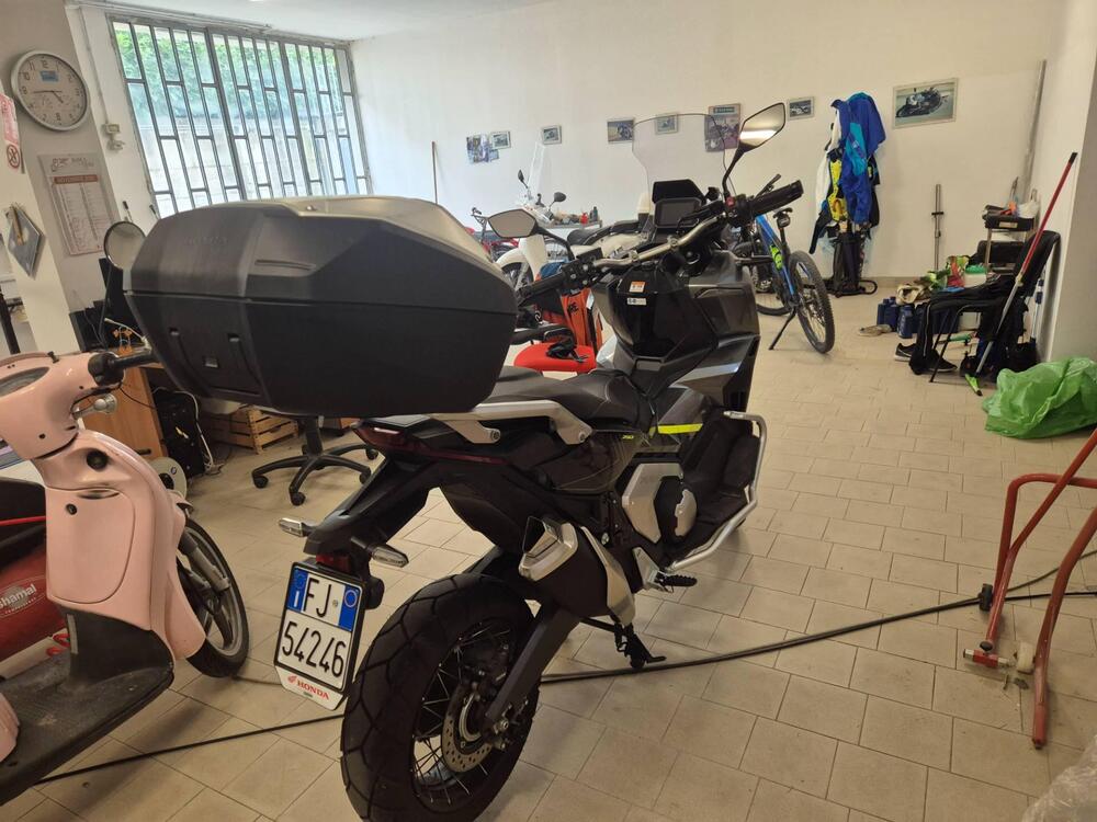 Honda X-ADV 750 DCT Travel (2021 - 24) (2)