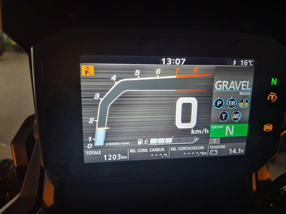 Honda X-ADV 750 DCT Travel (2021 - 24) (7)