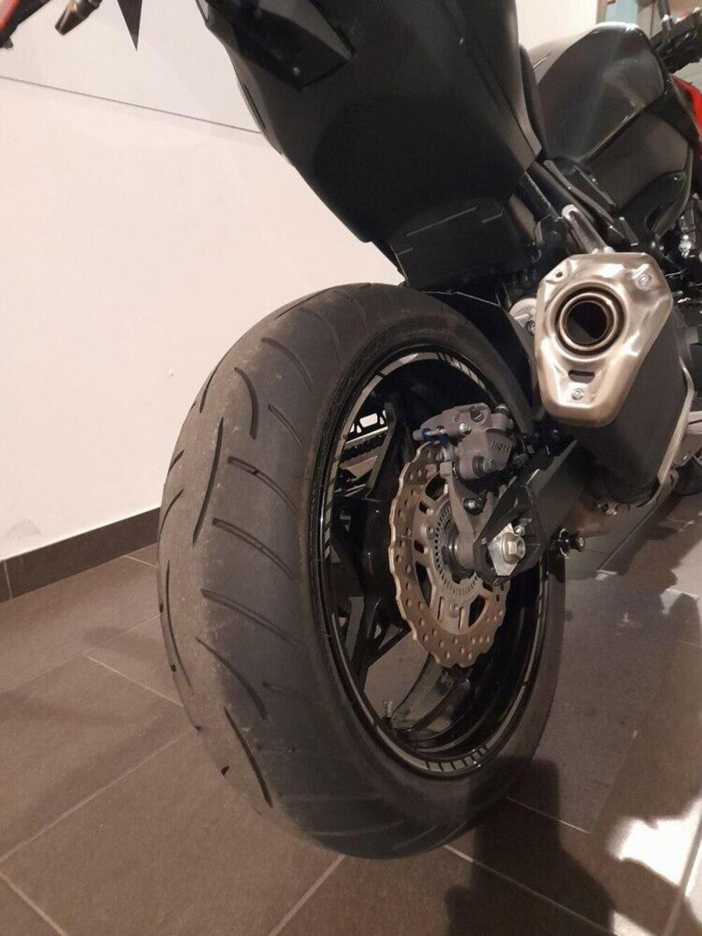 Kawasaki Z 900 (2021 - 24) (4)