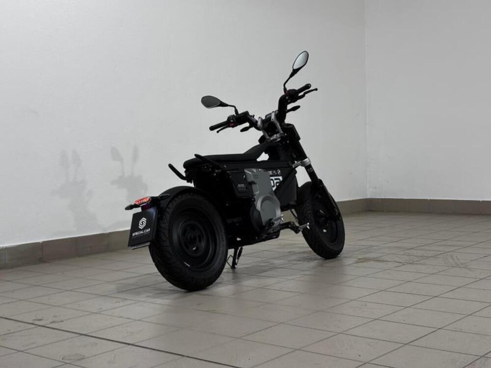 Bmw CE 02 AM (2024 - 25) (6)