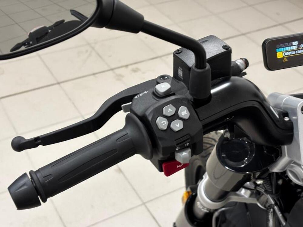 Bmw CE 02 AM (2024 - 25) (12)