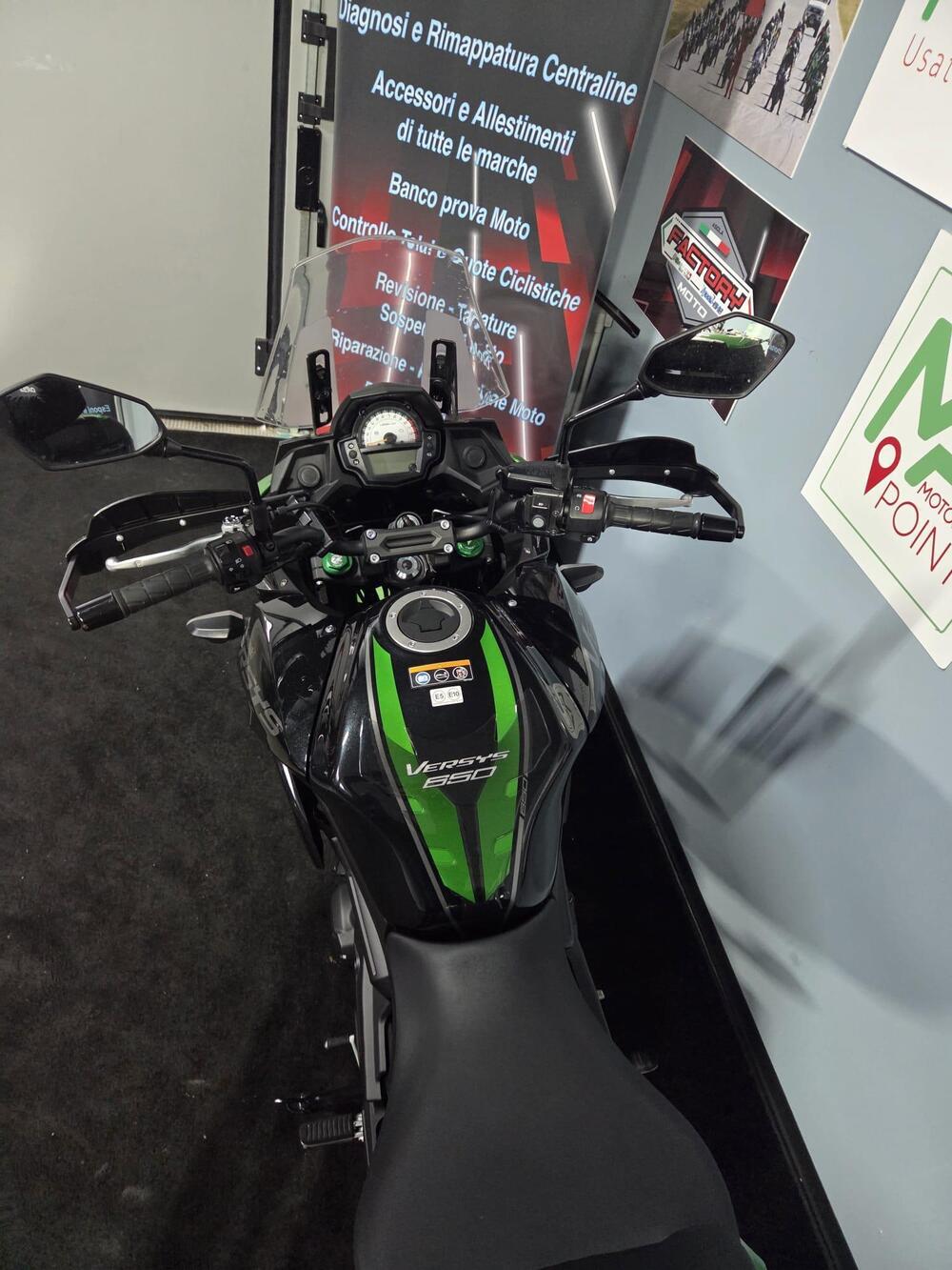 Kawasaki Versys 650 Grand Tourer (2022 - 24) (2)