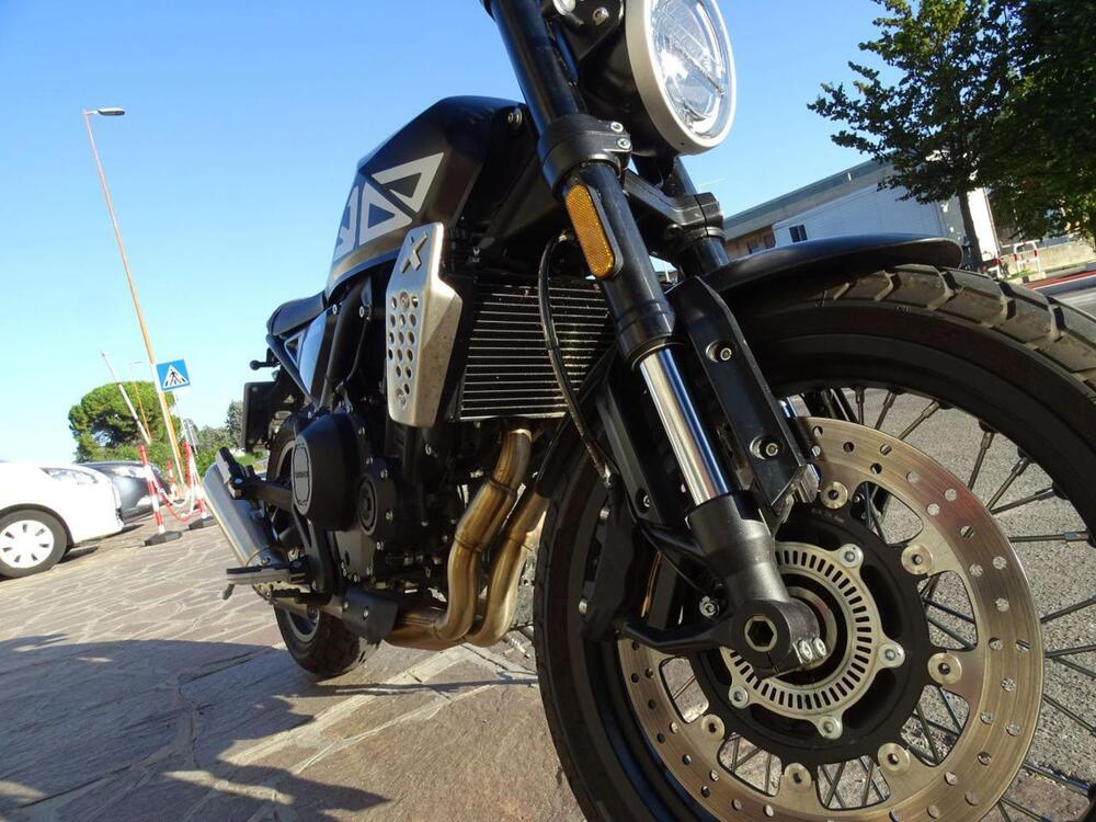 Brixton Motorcycles Crossfire 500 (2021 - 25) (13)