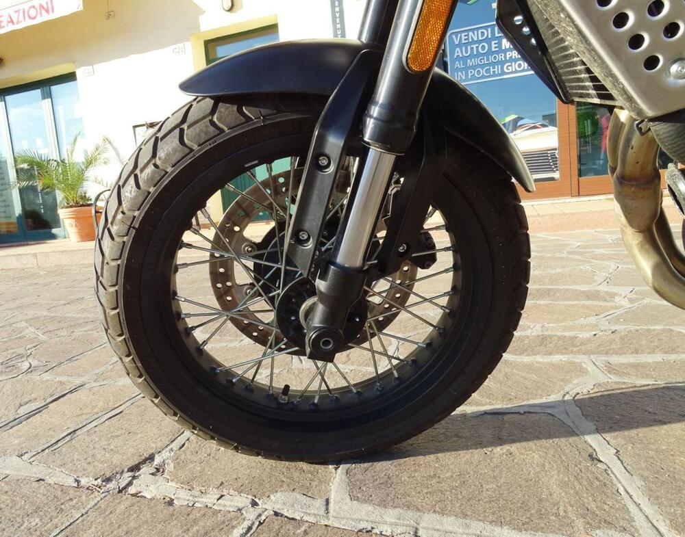 Brixton Motorcycles Crossfire 500 (2021 - 25) (25)