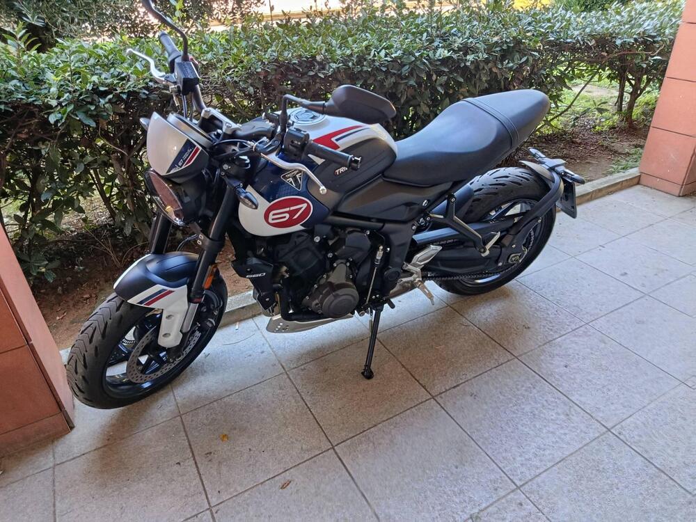 Triumph Trident 660 Triple Tribute Edition (2024)