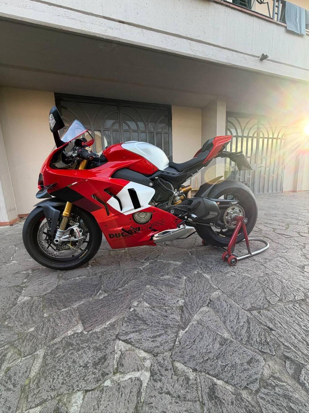 Ducati Panigale V4 R (2023 - 24) (3)