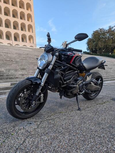 Ducati Monster 821 Dark ABS (2014 - 16) usata