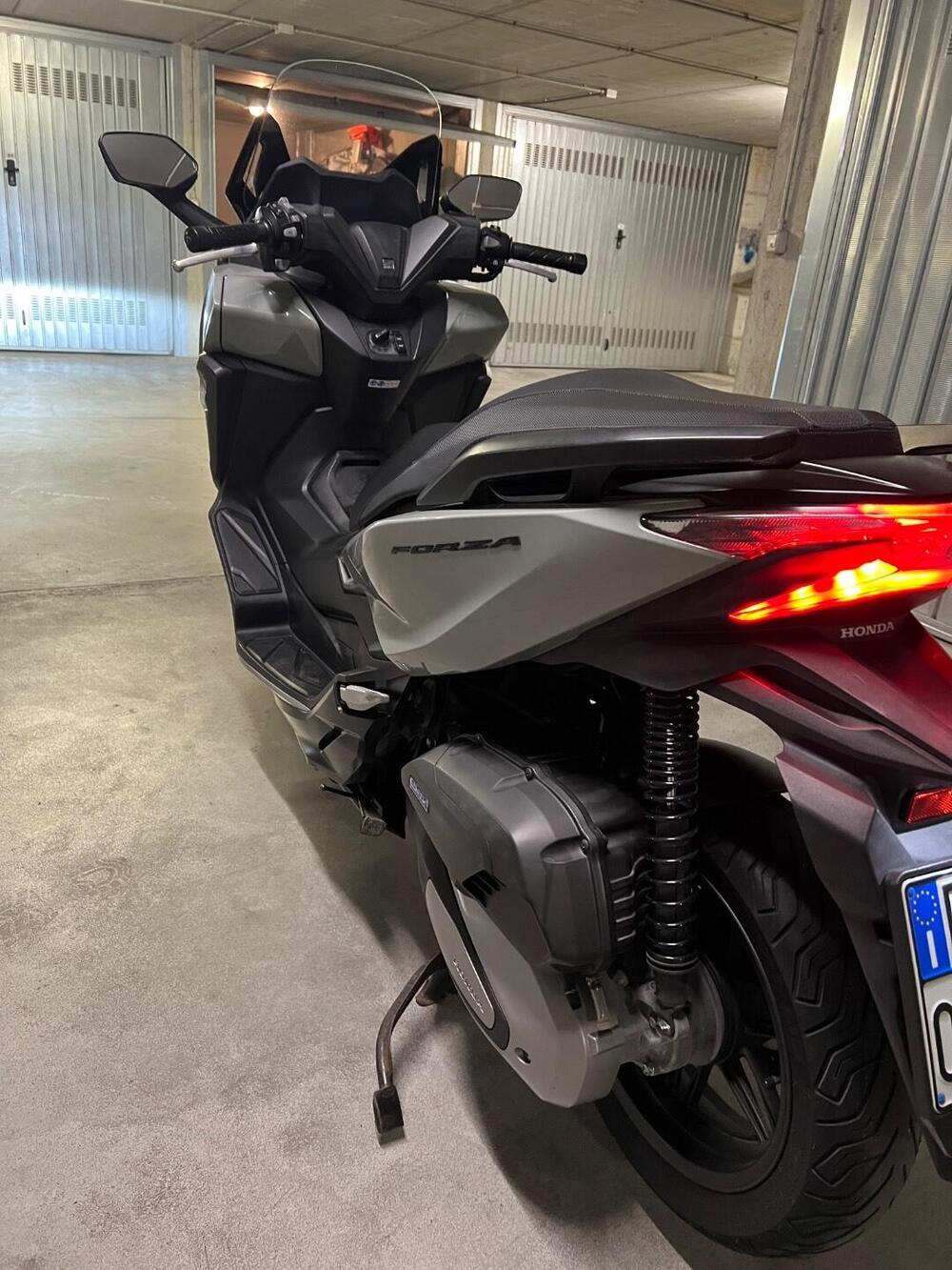 Honda Forza 125 (2022) (6)