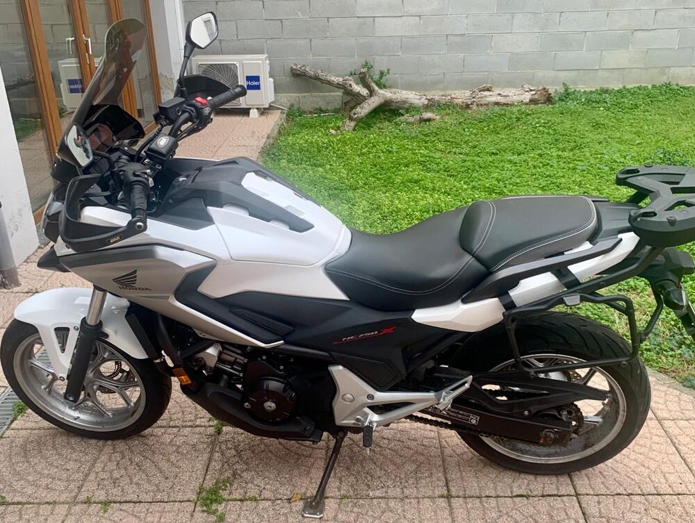 Honda NC 750 X DCT ABS (2016 -17) (2)