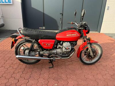 Moto Guzzi V35 d&#039;epoca