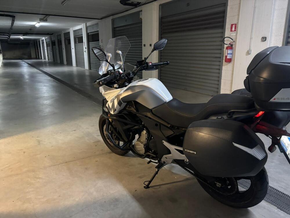 CFMOTO 650MT (2021 - 24) (9)