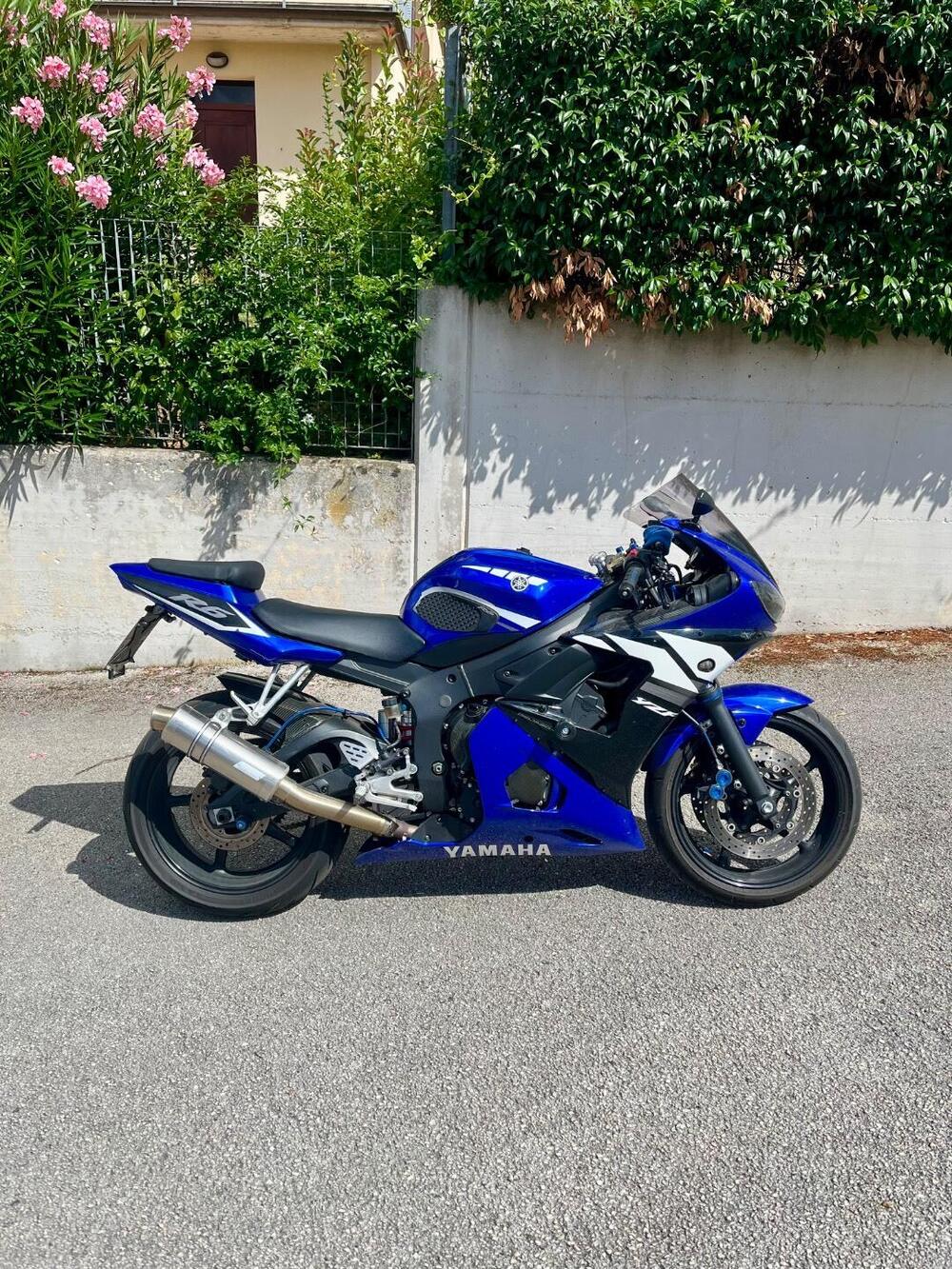 Yamaha YZF R6 (2003 - 04)