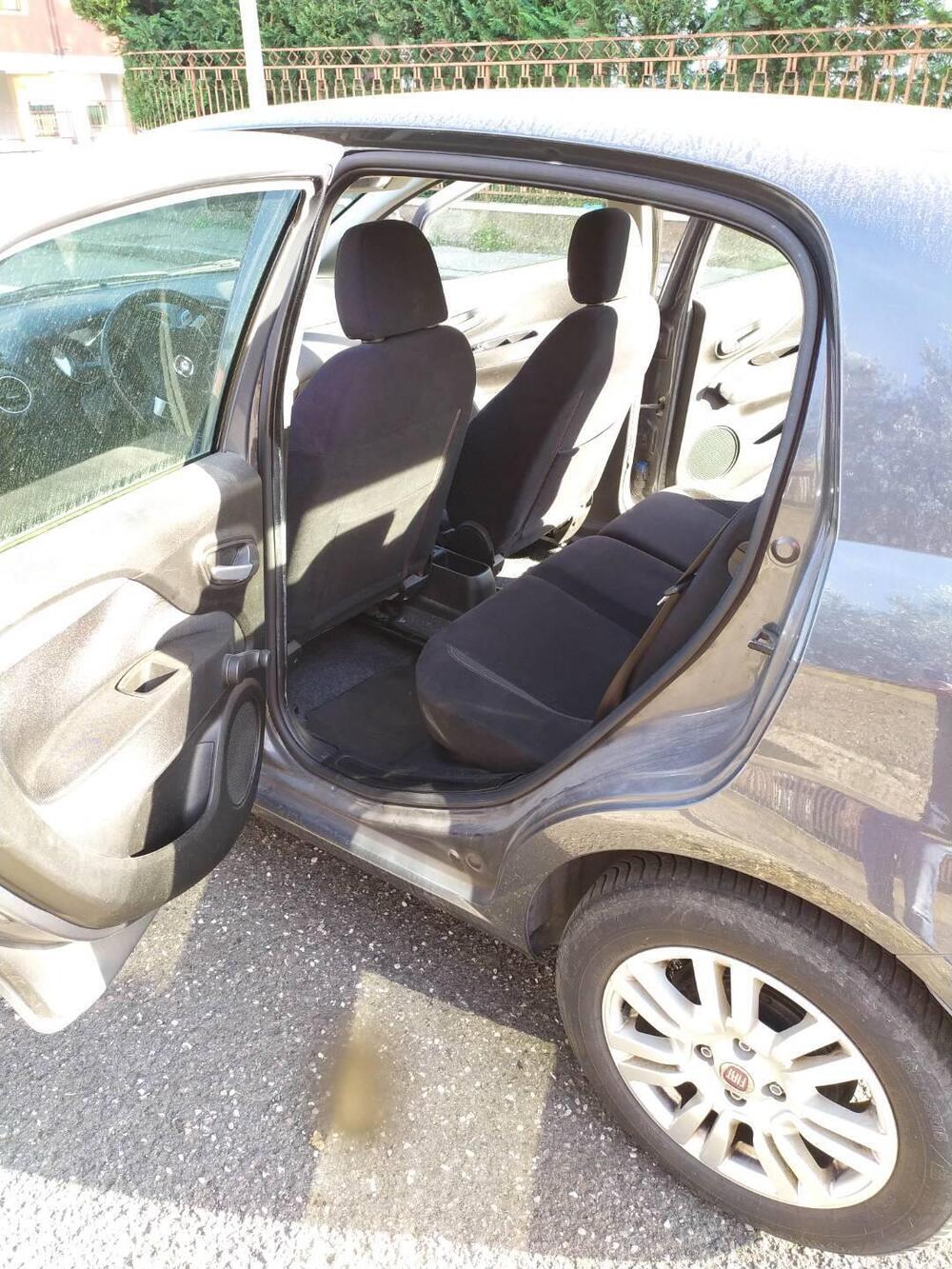 Fiat Punto usata a Verona (16)