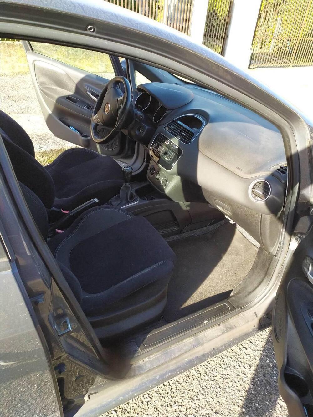 Fiat Punto usata a Verona (17)