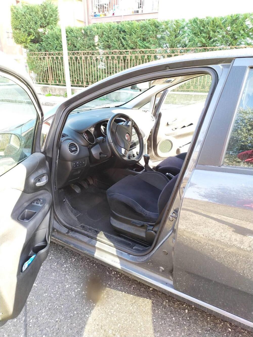 Fiat Punto usata a Verona (18)