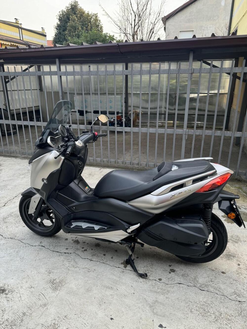 Yamaha X-Max 300 ABS (2017 - 20) (3)