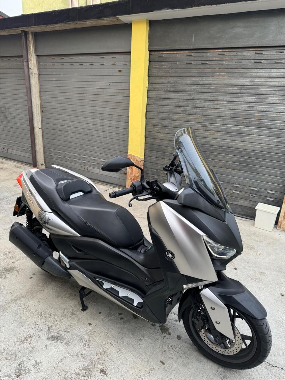 Yamaha X-Max 300 ABS (2017 - 20) (4)