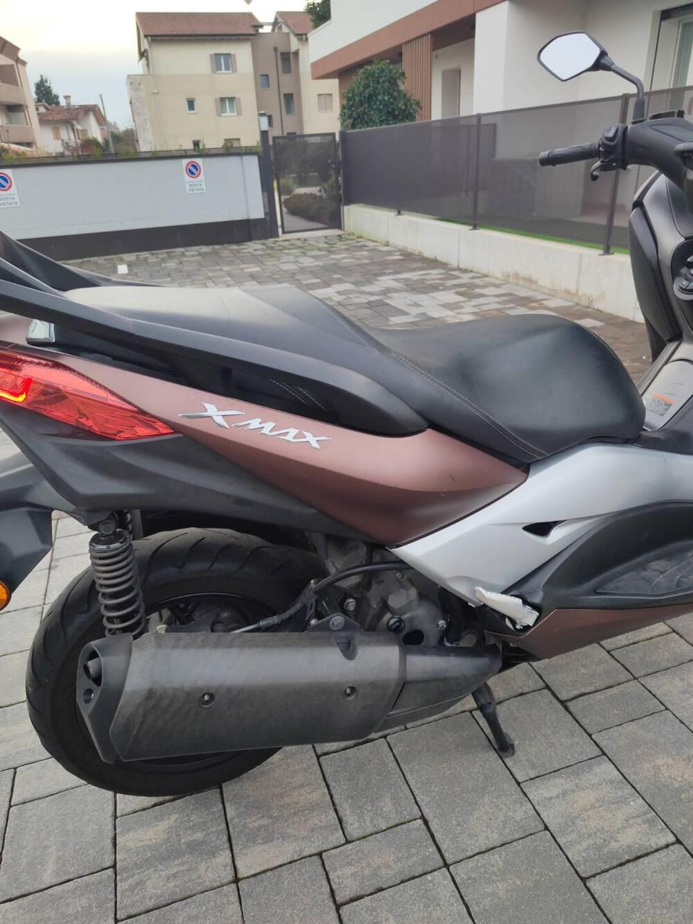 Yamaha X-Max 300 ABS (2017 - 20) (14)