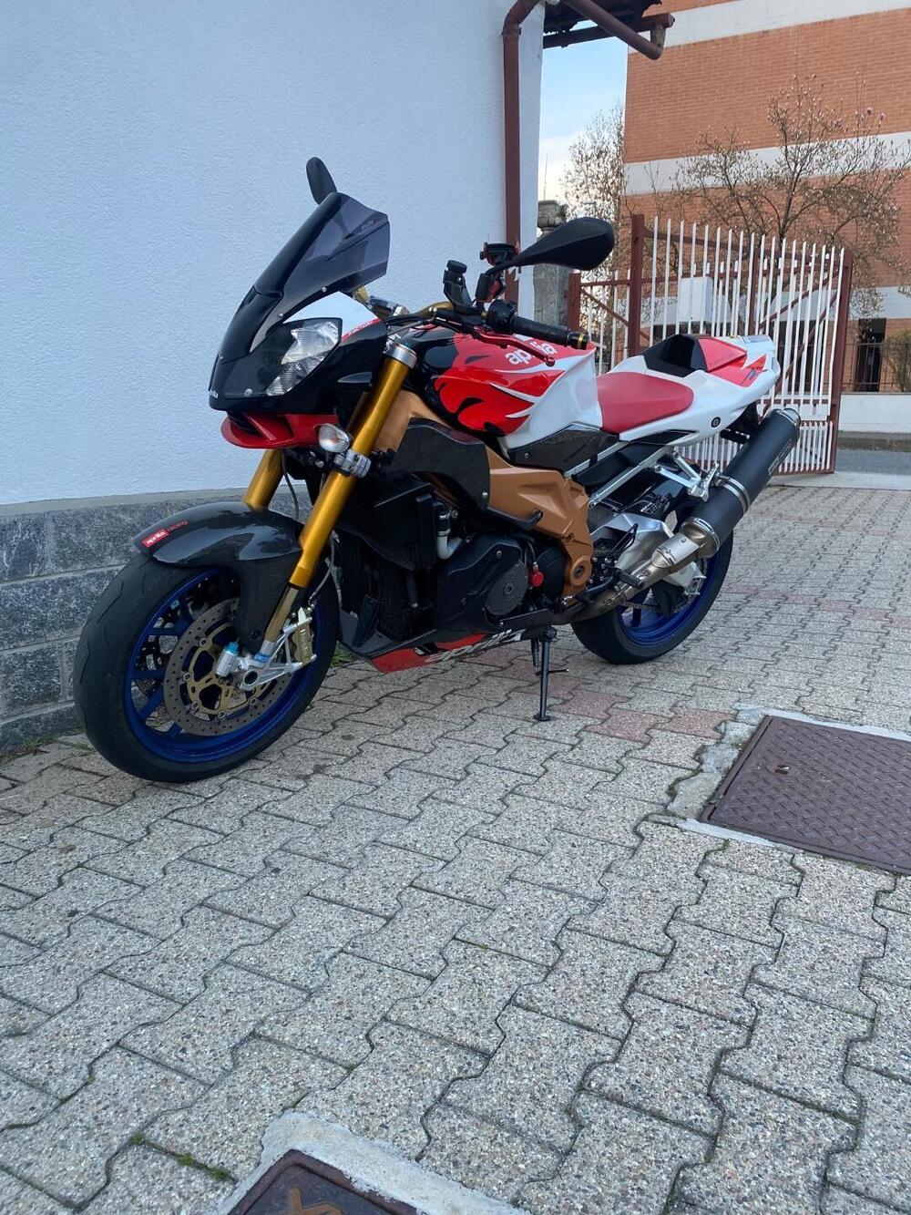 Aprilia Tuono 1000 R Factory (2006 - 11) (8)