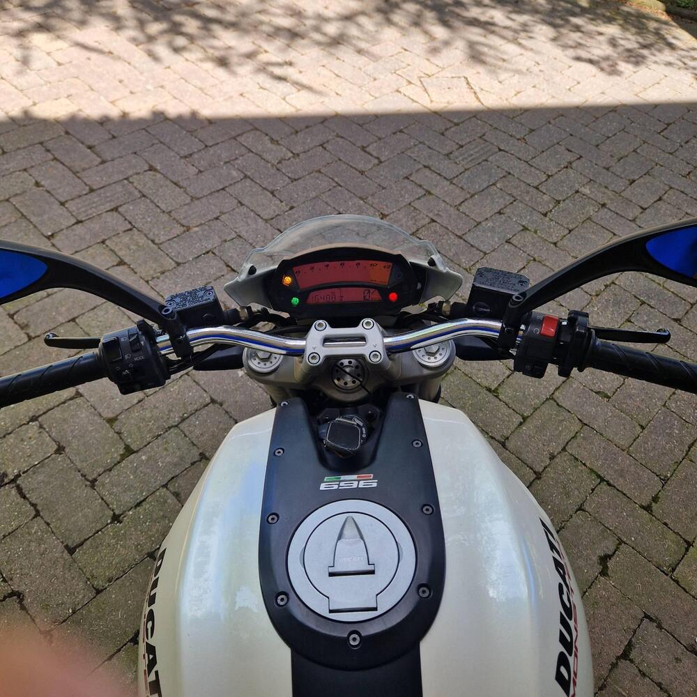 Ducati Monster 696 (2008 - 13) (5)