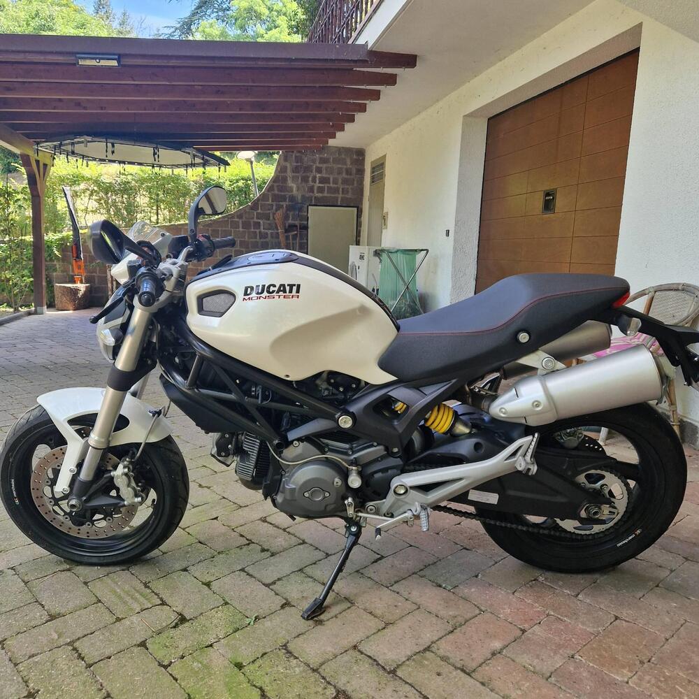 Ducati Monster 696 (2008 - 13) (6)