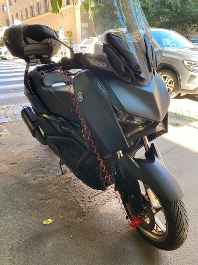 Yamaha X-Max 300 Tech Max (2021 - 24) usata