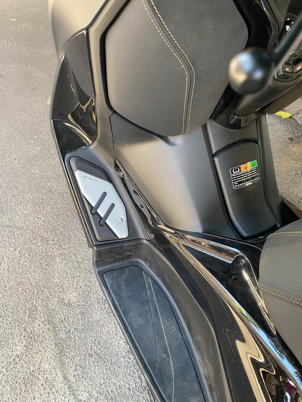 Yamaha X-Max 300 Tech Max (2021 - 24) (6)