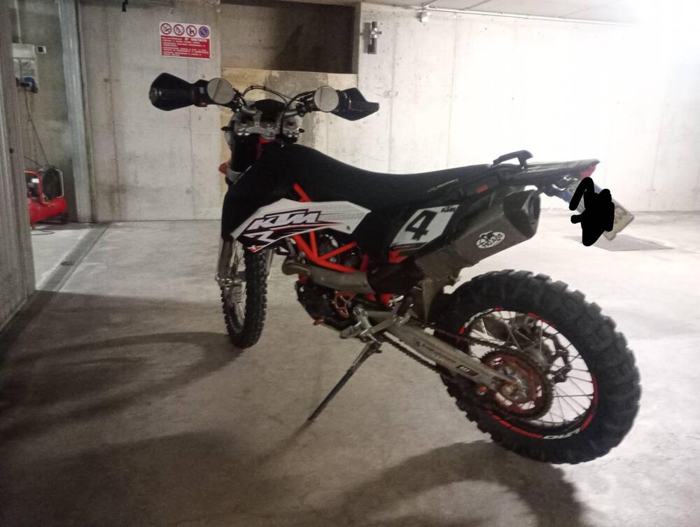 KTM 690 Enduro R (2009 - 11) (3)